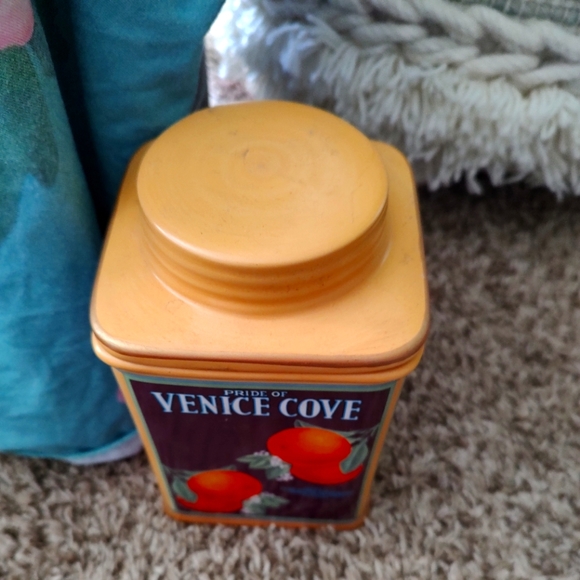Oneida vintage label collection pride of Venice cove canister - Picture 2 of 7